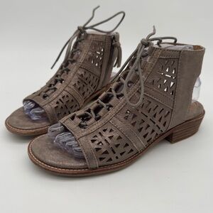 Sofft Nora Gladiator Metallic Tan/Beige Leather Sandal Size 7